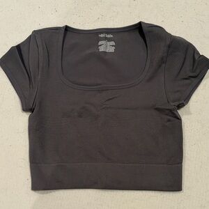 Wild Fable Dark Grey Ribbed Cropped Tee Womens Size M